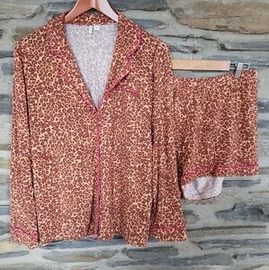 Nordstrom Animal Print Pajama set Medium
